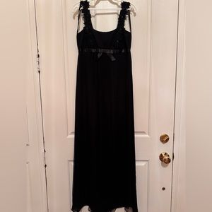 Laundry by Shelli Segal, black formal dress